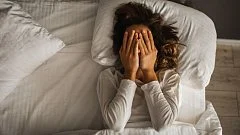 Как улучшить сон во время смены сезона